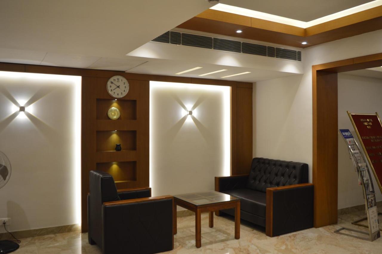 Hotel Apsara Shoranur Exterior foto